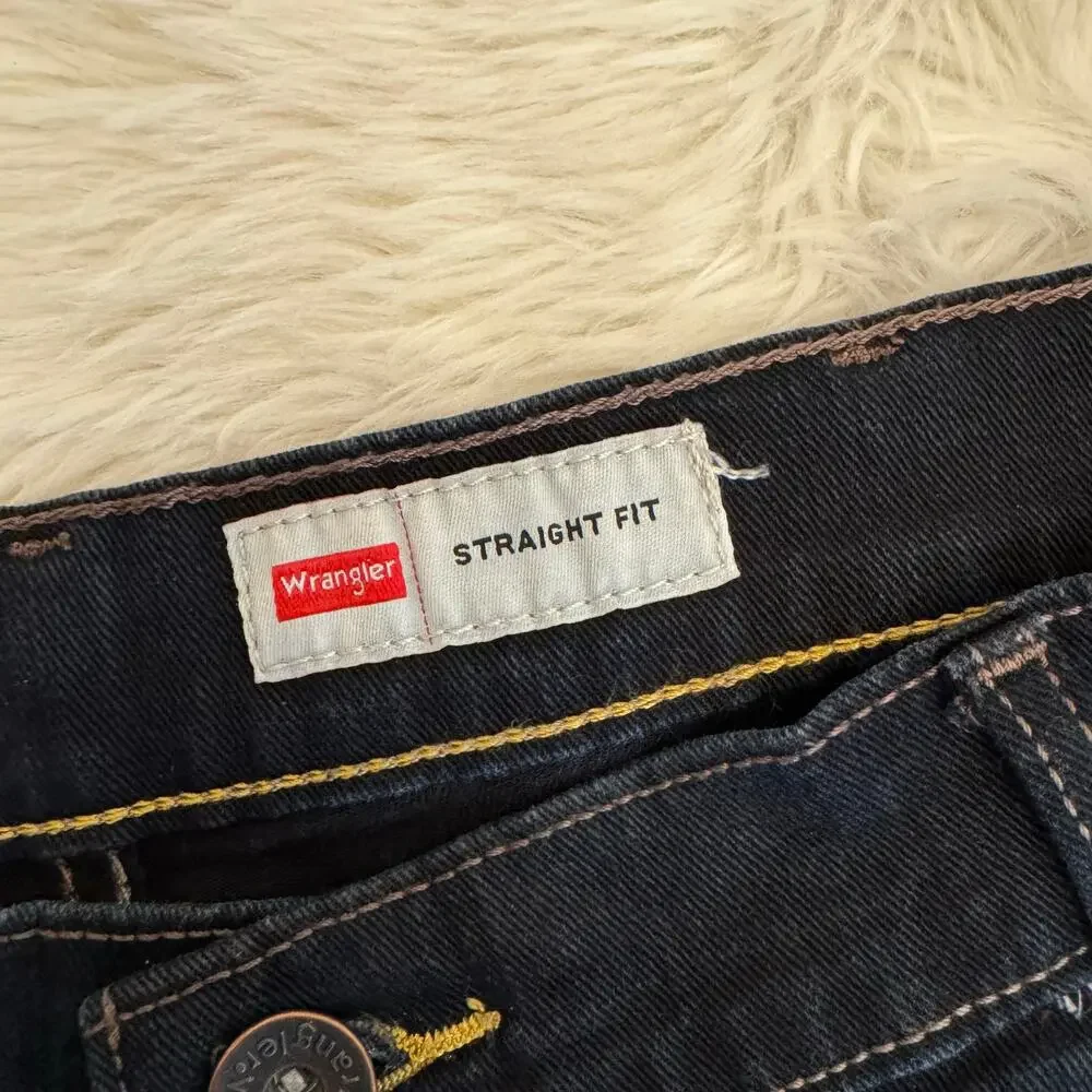 Wrangler Straight Fit Dark Wash Denim Jeans 38X32